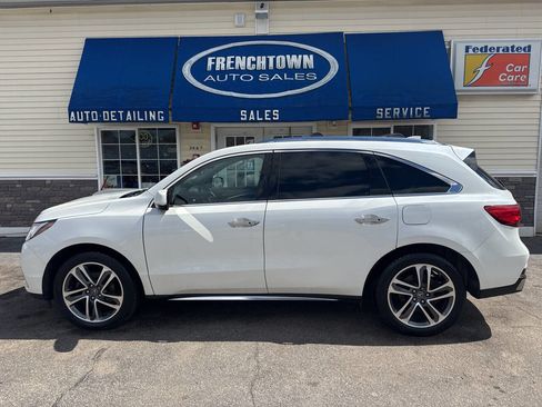Used 2018 Acura MDX SH-AWD w/ Advance Package image 2