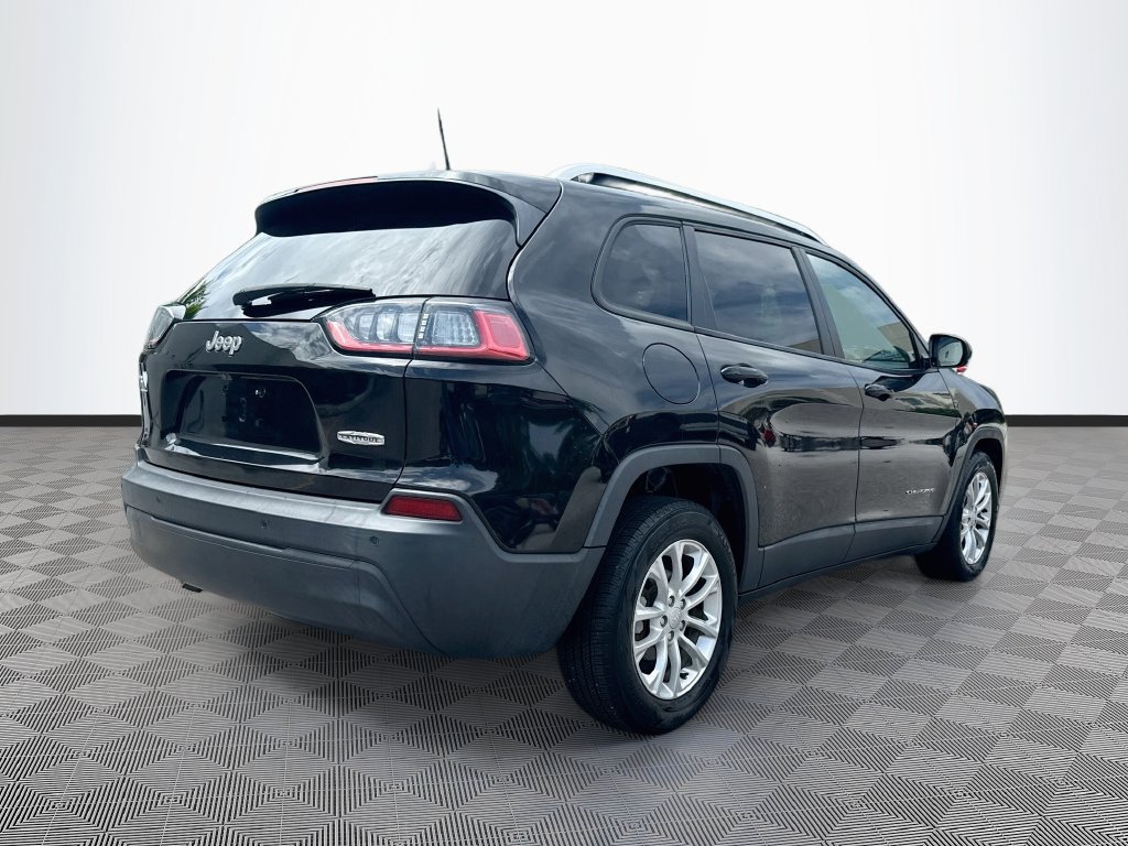 Used 2020 Jeep Cherokee Latitude FWD image 6