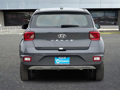 New 2026 Hyundai Venue SE image 7