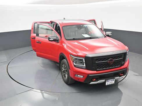 Used 2024 Nissan Titan PRO-4X w/ Pro-4x Convenience Package AWD/4WD image 50
