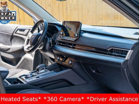 Used 2024 Mitsubishi Outlander SE image 17