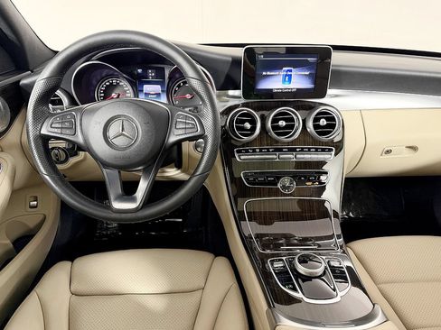 Used 2018 Mercedes-Benz C 300 4MATIC Sedan image 58