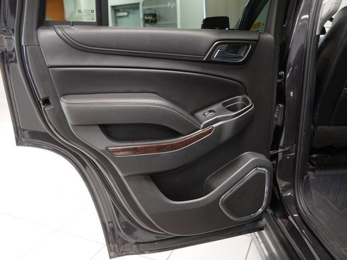 Used 2017 Chevrolet Tahoe LT w/ Luxury Package AWD/4WD image 29
