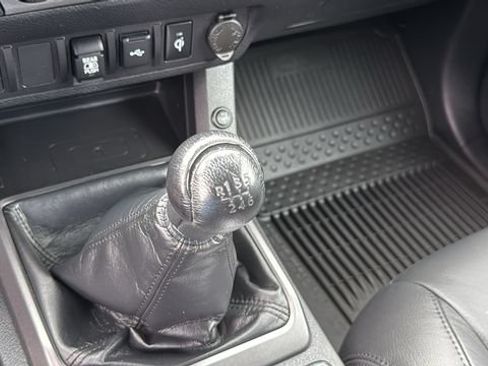Certified 2022 Toyota Tacoma TRD Sport AWD/4WD image 16