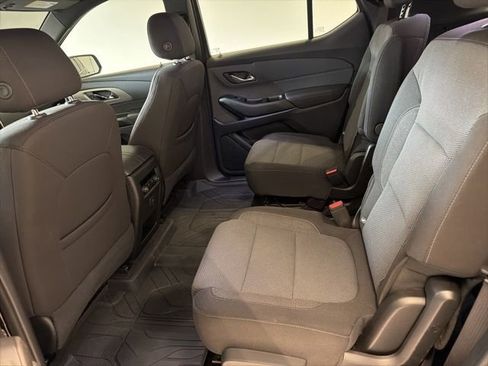 Certified 2023 Chevrolet Traverse LT image 16