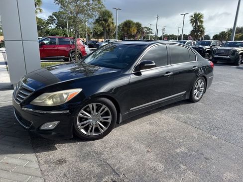 Used 2012 Hyundai Genesis 5.0 image 6