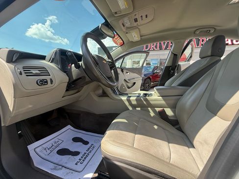 Used 2013 Chevrolet Volt Premium w/ Premium Trim Package image 9