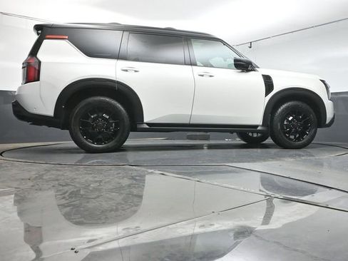 Used 2025 Nissan Armada PRO-4X w/ Pro-4X Premium Package AWD/4WD image 50