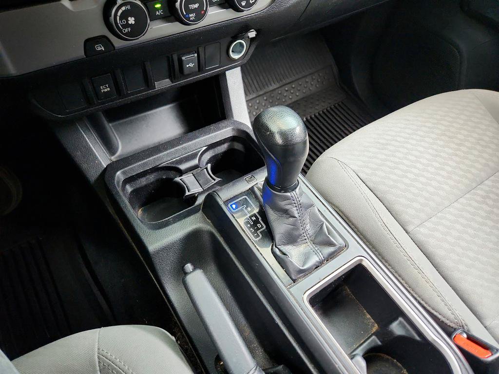 Used 2021 Toyota Tacoma SR RWD image 17