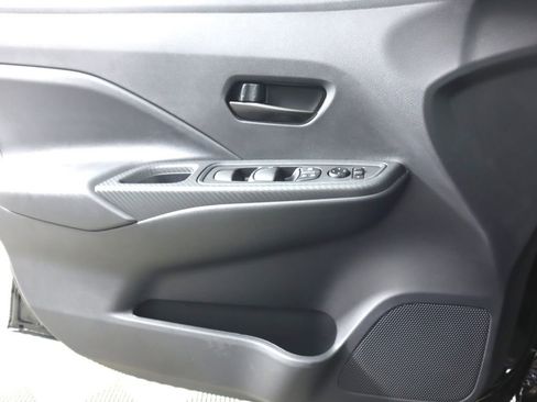 Certified 2025 Nissan Versa S w/ Trunk Package image 16