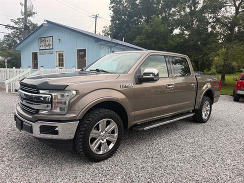 Used 2020 Ford F150 Lariat w/ Equipment Group 502A Luxury AWD/4WD image 2