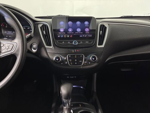 Used 2024 Chevrolet Malibu LT image 17