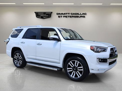 Used 2024 Toyota 4Runner Limited image 7