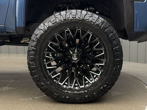 Used 2026 GMC Sierra 3500 Denali w/ Denali Reserve Package AWD/4WD image 9