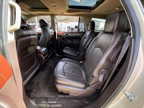 Used 2013 Buick Enclave Premium image 19
