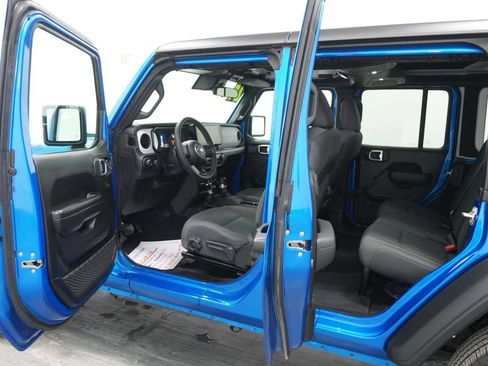Used 2024 Jeep Wrangler Unlimited Sport AWD/4WD image 20