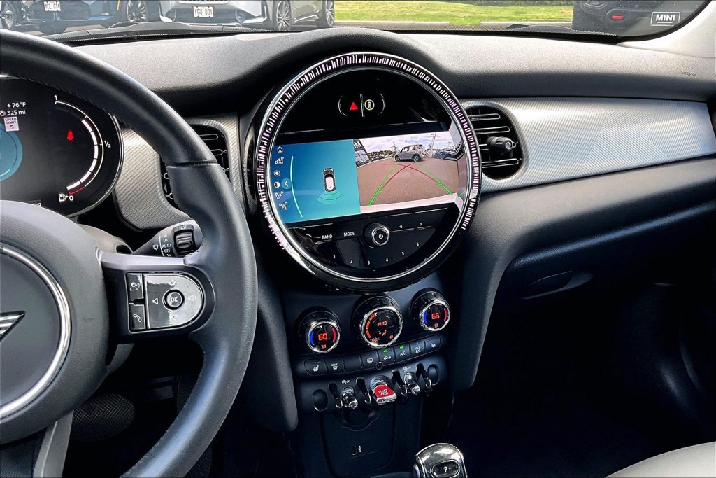 Used 2024 MINI Cooper 2-Door Hardtop FWD image 7