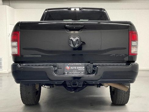 Used 2023 RAM 2500 Big Horn w/ Night Edition AWD/4WD image 43