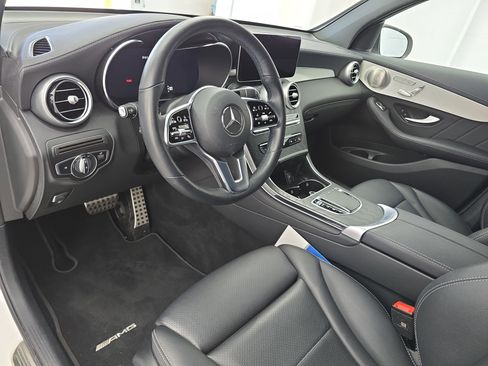 Used 2023 Mercedes-Benz GLC 300 4MATIC Coupe image 16