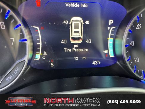 New 2026 Chrysler Voyager LX image 34