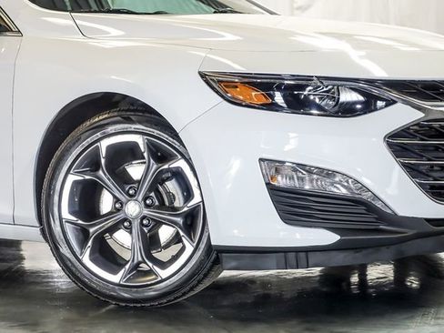 Used 2024 Chevrolet Malibu LT image 4