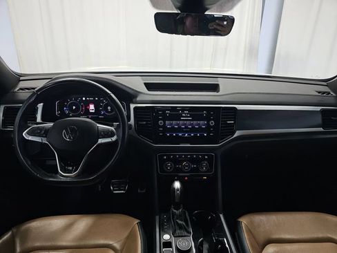 Used 2023 Volkswagen Atlas Cross Sport SEL Premium R-Line AWD/4WD image 7