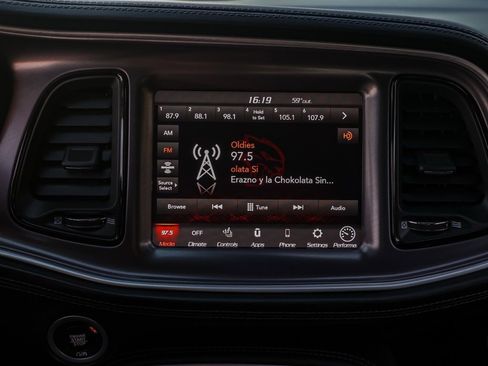 Used 2021 Dodge Challenger R/T Scat Pack w/ Plus Package image 25