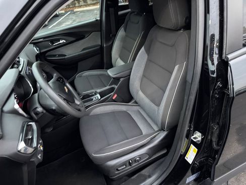 Used 2023 Chevrolet TrailBlazer LT image 17