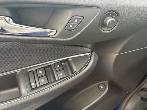 Used 2018 Chevrolet Cruze LT image 23