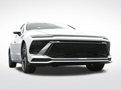 New 2026 Hyundai Sonata SEL FWD image 17
