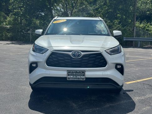 Used 2022 Toyota Highlander XLE FWD image 10