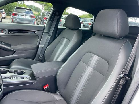 Used 2025 Honda Civic Sport image 25