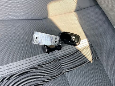 Used 2025 Honda Civic Sport image 15