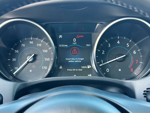 Used 2018 Jaguar XE Premium image 37