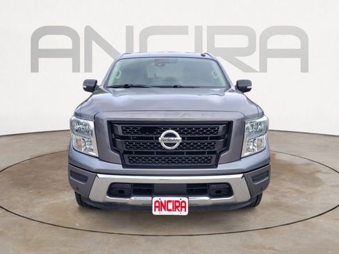 Used 2020 Nissan Titan SV w/ SV Convenience Package image 5