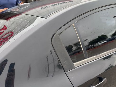 Used 2012 Nissan Sentra 2.0 SR w/ Special Edition Pkg image 19