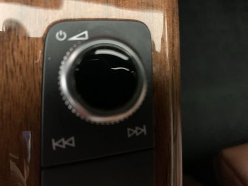 Used 2023 Audi Q5 2.0T Prestige w/ Prestige Package image 28