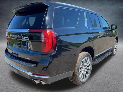 Used 2025 GMC Yukon Denali AWD/4WD image 6