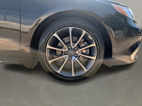 Used 2018 Acura TLX V6 w/ Technology Package FWD image 12