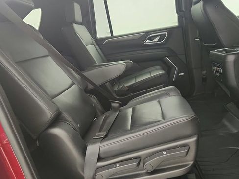 Certified 2021 Chevrolet Suburban LT w/ LT Signature Package RWD image 33