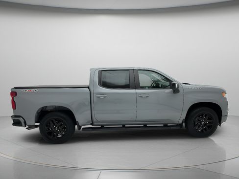 Used 2025 Chevrolet Silverado 1500 RST w/ Convenience Package II AWD/4WD image 5