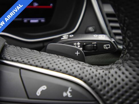 Used 2025 Audi SQ5 Premium Plus image 37