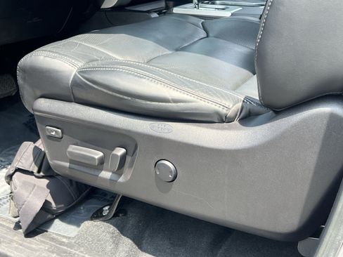 Used 2020 Toyota Tundra Platinum AWD/4WD image 13