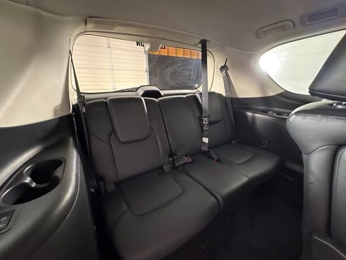 Used 2018 Nissan Armada Platinum w/ Interior Lighting Package RWD image 50