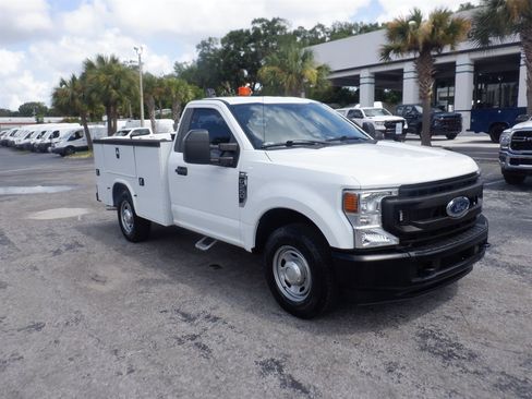 Used 2021 Ford F250 XL w/ Power Equipment Group RWD image 2