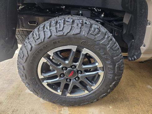 Used 2026 Toyota Tacoma TRD Sport AWD/4WD image 10