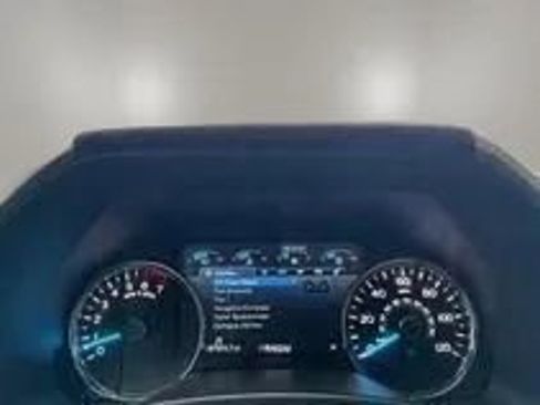Used 2018 Ford F150 Lariat w/ Equipment Group 502A Luxury AWD/4WD image 20