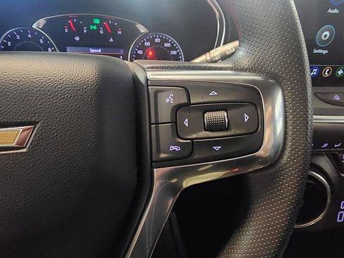 Used 2025 Chevrolet Blazer LT AWD/4WD image 13