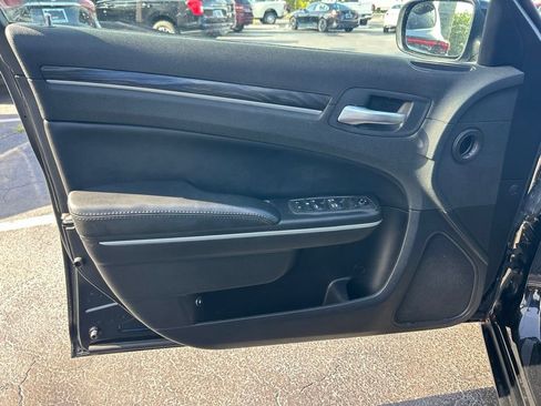 Used 2021 Chrysler 300 Touring w/ Sport Appearance Package RWD image 30