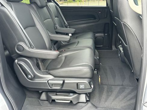 Certified 2026 Honda Odyssey EX-L image 16